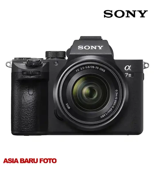 Sony Alpha a7 III 28-70mm